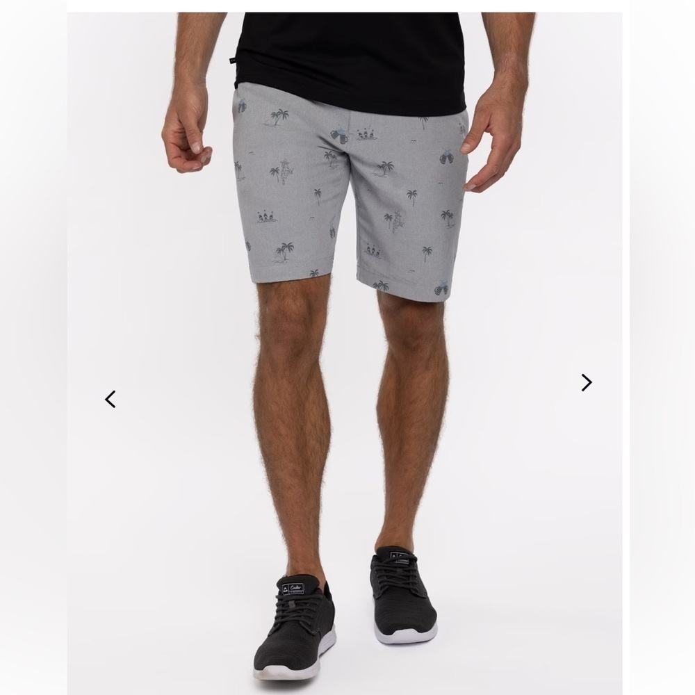 Travis Mathew STRAIGHT SHOT SHORT 9IN NWT Gray
